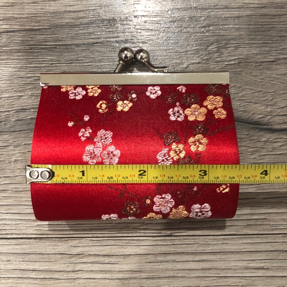 New Vintage Oriental Asian Cherry Blossom Red Hardshell Coin Purse Mini Pouch - Picture 4 of 12